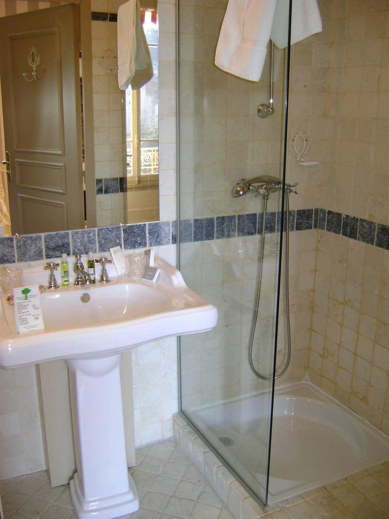 Hotel Helvie - Teritoria Vals-les-Bains Luaran gambar